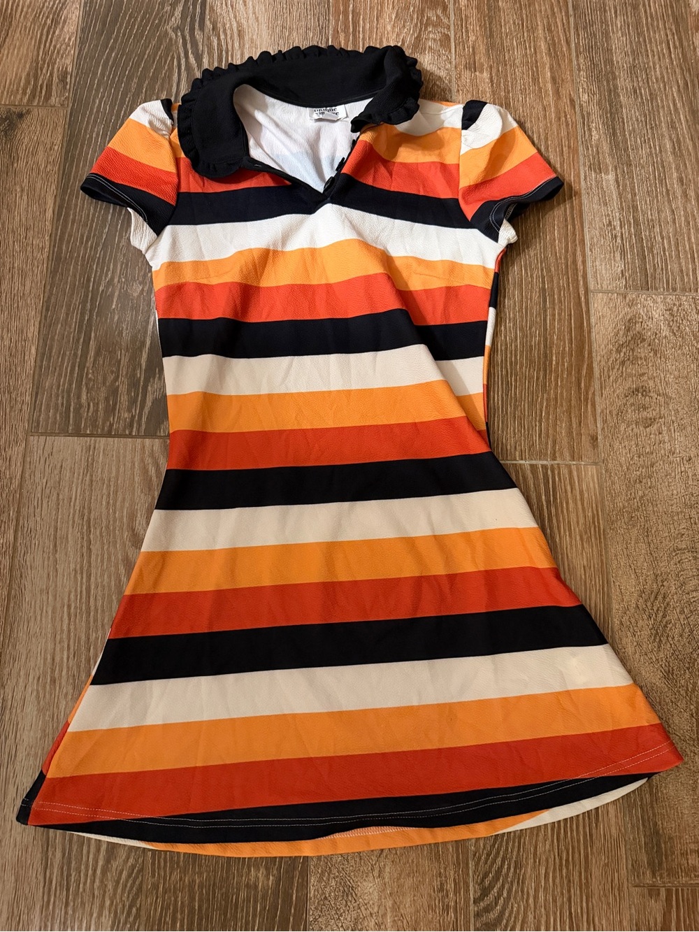 Unique vintage Halloween candy corn stripe dress small